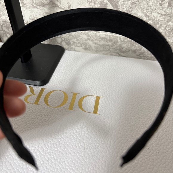 Chanel Ribbon Headband - Picture 4 of 6